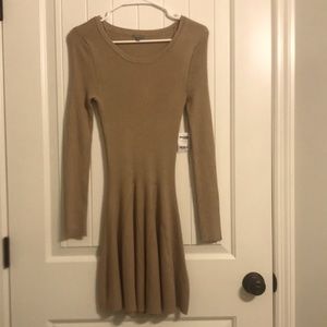 Sweater dress, long sleeves, fit and flare